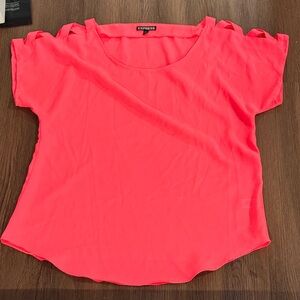 Express hot pink criss cross cold shoulder short sleeve flowy loose fit top